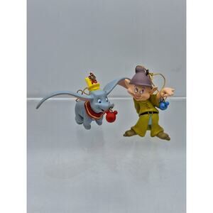 DISNEY PARKS SNOW WHITE AND THE SEVEN DWARFS DOPEY & DUMBO BOTH HOLDING ORNAMENT